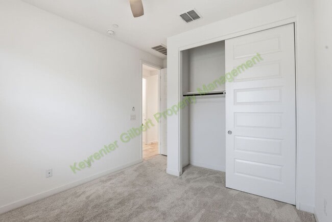 Building Photo - Modern Gilbert Home in Warner Meadows Community