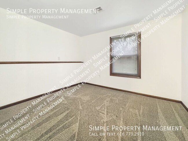 Building Photo - 2666 Randall Ave NW