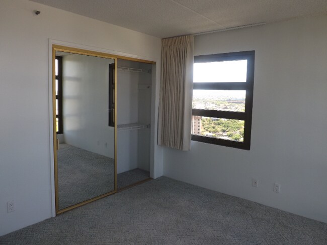 Building Photo - 98-402-402 Koauka Loop