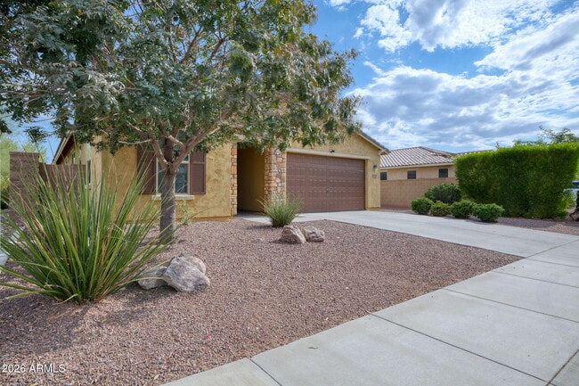 Building Photo - 9937 W Andrea Dr