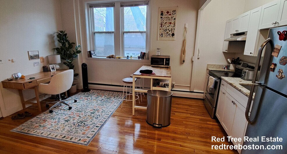 Building Photo - 202 St Paul St