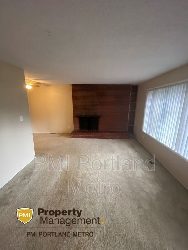 Building Photo - 11680 SW Denney Rd