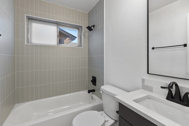 Building Photo - 753 NW 1st St