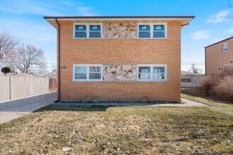 Building Photo - 7653 Roberts Rd