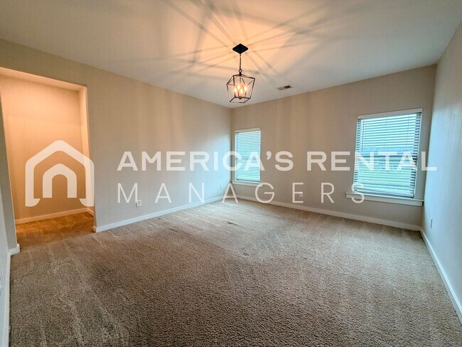 Building Photo - Home for Rent in Eastaboga, AL!