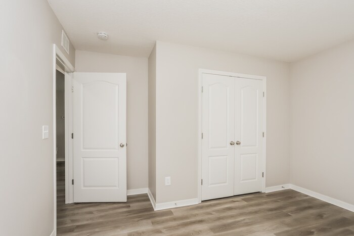 Building Photo - 652 Chatham Walk Dr