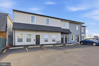 Building Photo - 7406 Bristol Pike
