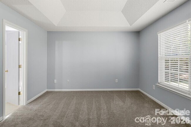 Building Photo - 6828 Ayrshire Glen Pl