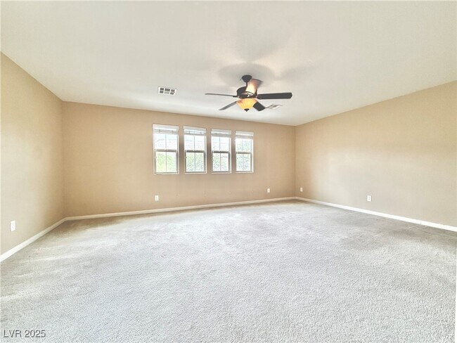 Building Photo - 5580 Spiceberry Dr