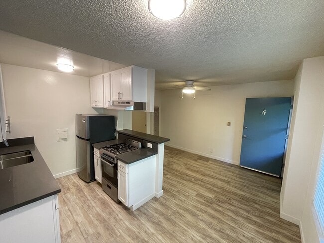 Floorplan - Navy Street Apartments