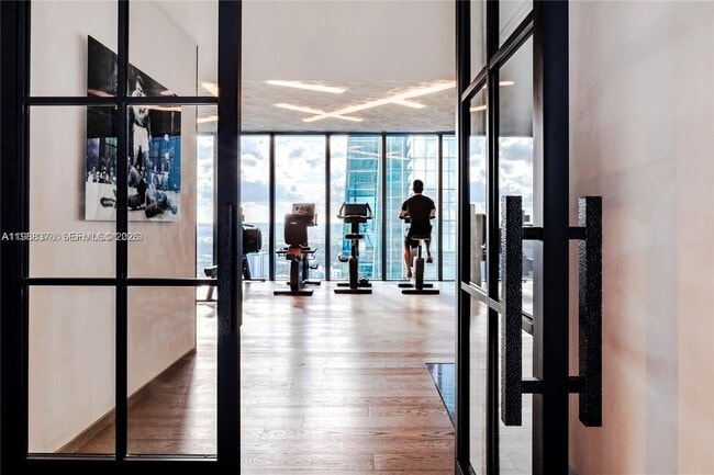 Building Photo - 1451 Brickell Ave