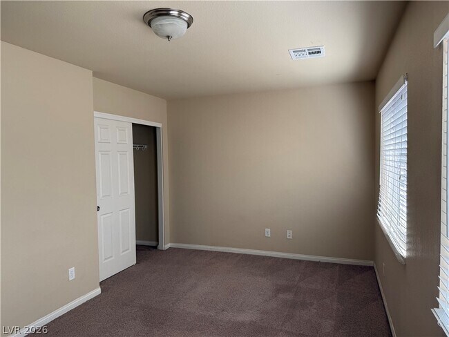 Building Photo - 6083 Crown Palms Ave