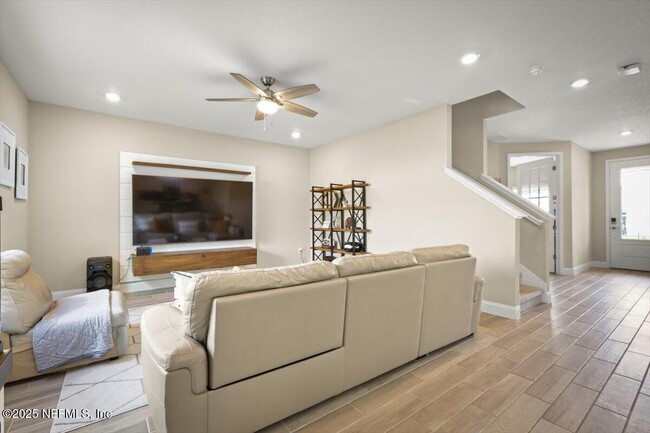 Building Photo - 40 Dade Ct