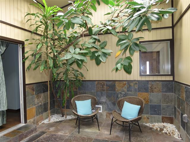 Building Photo - 10505 Swallow Ln