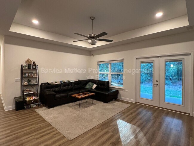 Building Photo - 4527 Plowman Ln