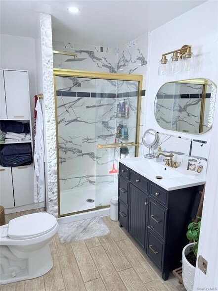 Building Photo - 255 Quincy Ave