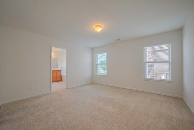 Building Photo - 19011 Tower Rose Ct