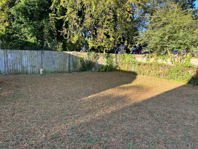 Building Photo - Great Ranch Home in Norfolk