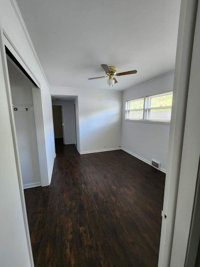 Building Photo - 1512 Gregory Ave