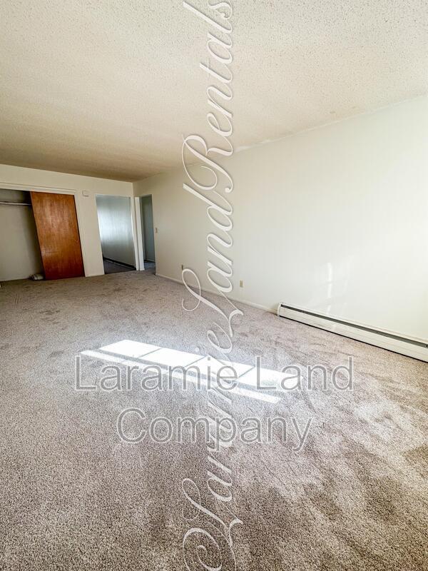 Building Photo - 1453 N 5th St