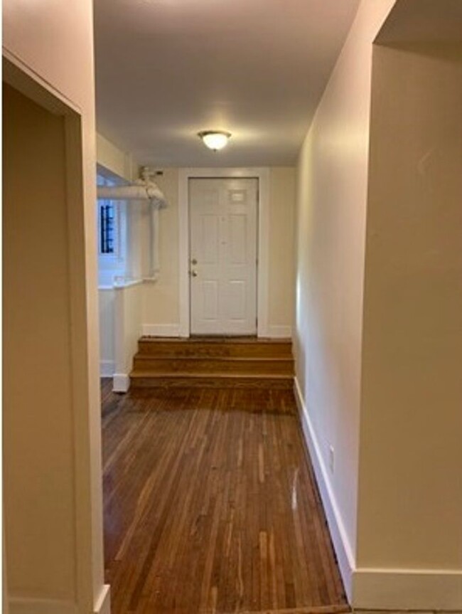 Building Photo - Brighton 4 Bed Available now
