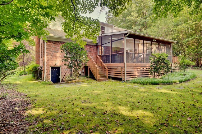 Building Photo - Indigo Park