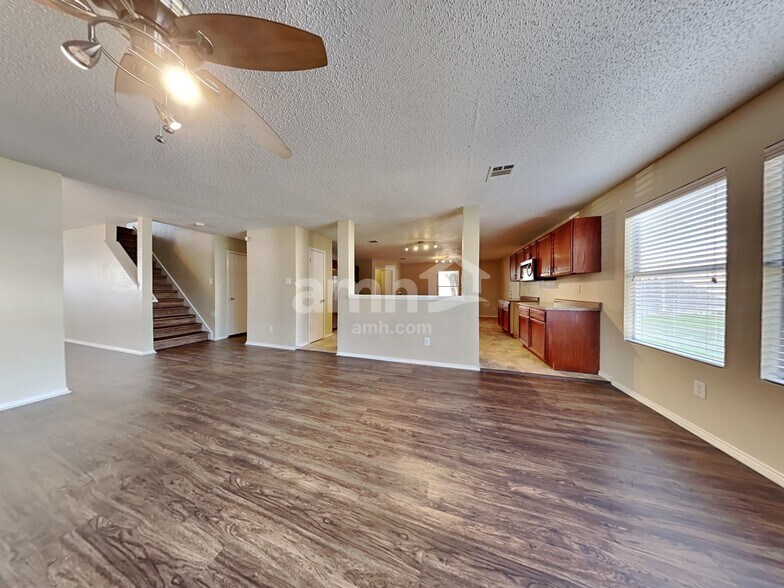 Building Photo - 5350 Driftway Dr