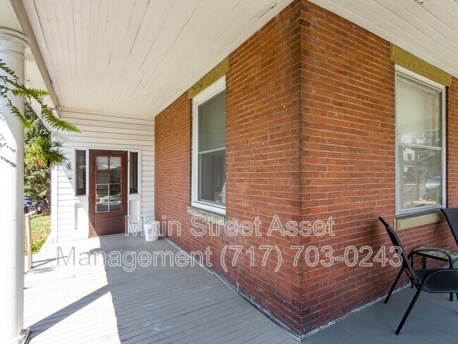 Building Photo - 139 S 29th St