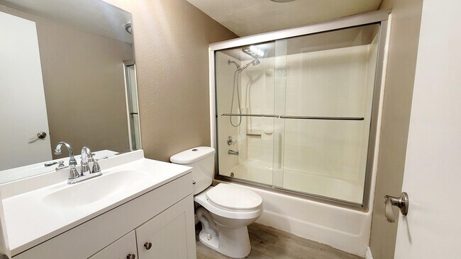 Building Photo - 31200 Landau Blvd