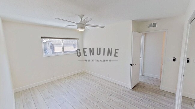 Building Photo - Beautiful 3Bd 2.5Ba Costa Mesa Townhome