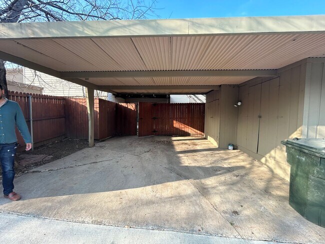 Building Photo - This home is sure to impress any homeowner