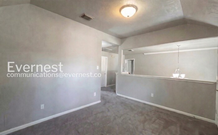 Building Photo - 6411 Sparrows Glen Ln