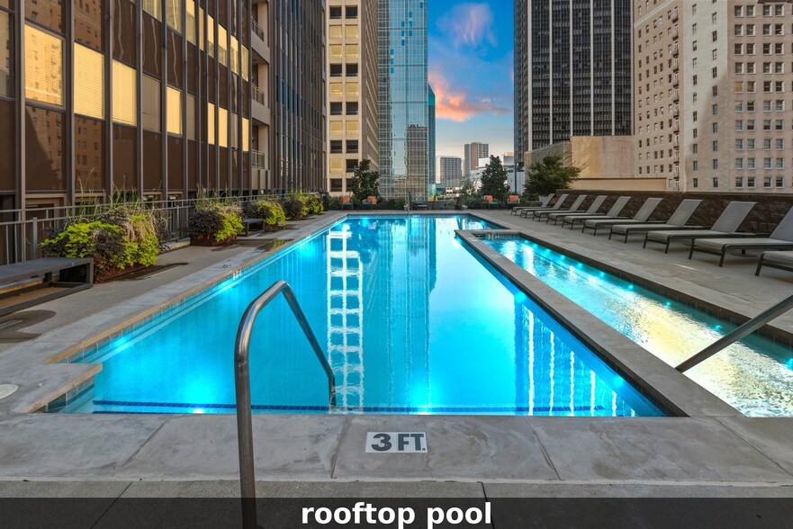 Building Photo - 1200 Main St