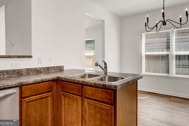 Building Photo - 315 Alcovy Way