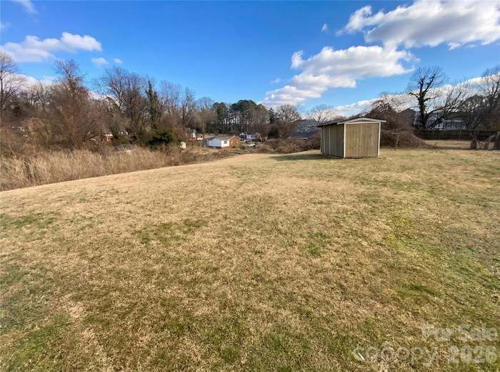 Building Photo - 2308 Grimes St