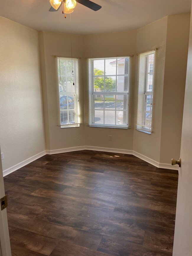 Building Photo - 8313 Bernwood Cove Loop