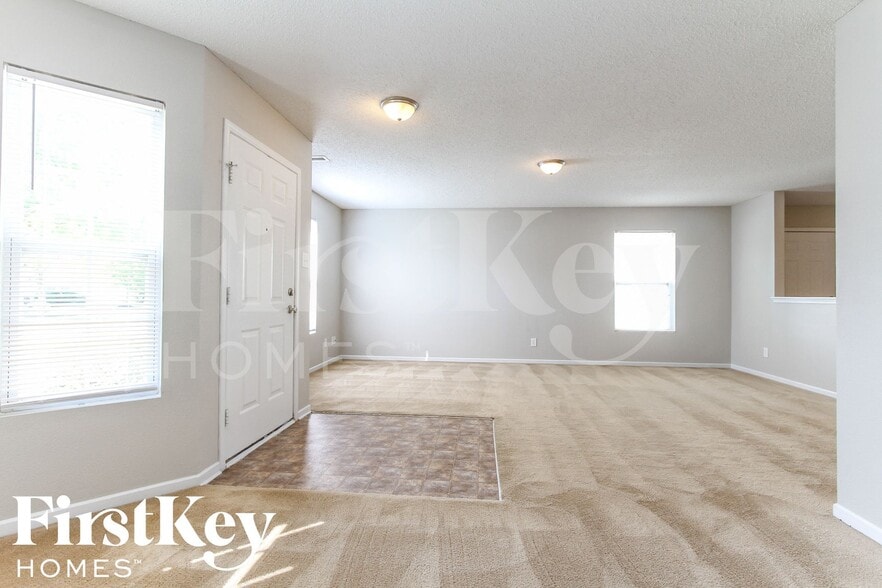 Building Photo - 14356 Black Farm Dr