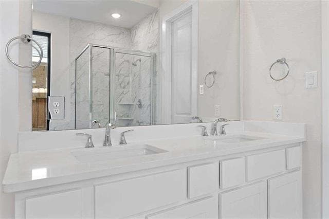 Building Photo - 7315 Lake Arrowhead Ln