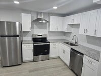 Building Photo - 4962 Thornwood Trce NW