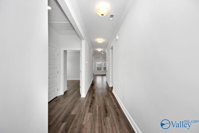 Building Photo - 23354 Worcester Ln