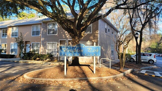 Building Photo - 4415 SW 34th St