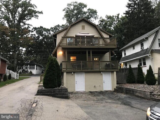 Building Photo - 136 Paoli Pike