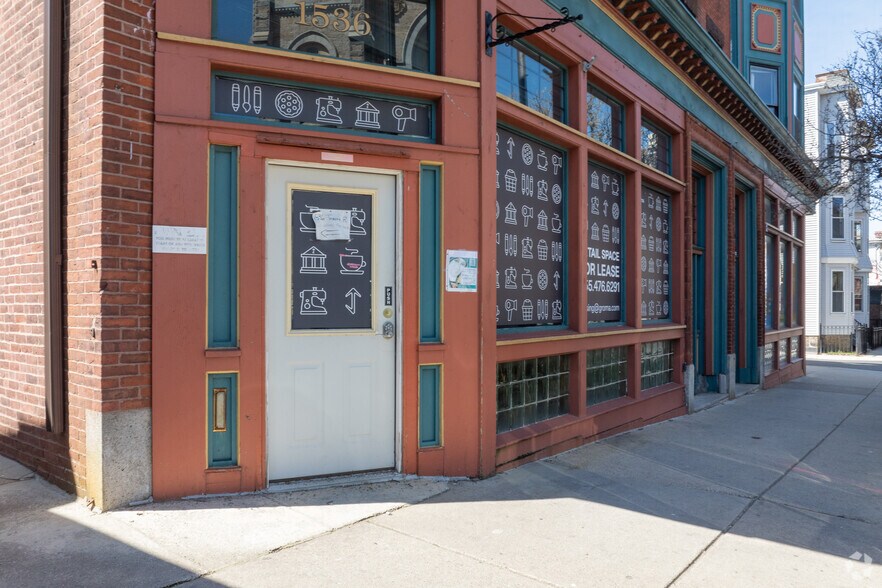 Building Photo - 1536-1542 Tremont St