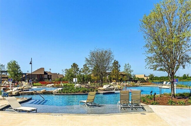 Building Photo - 8707 Morris Wds Dr