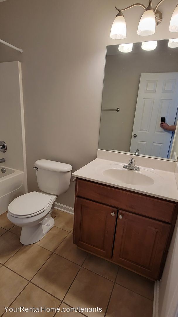 Building Photo - 3 br, 2 bath House - 120 Westminster Cv