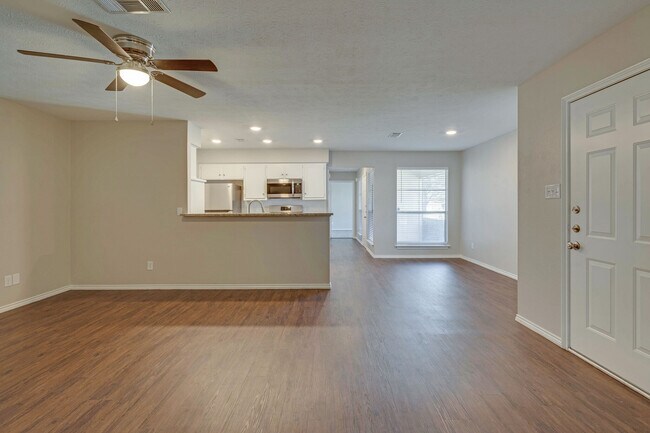 large living and dining - 1233 Cordell St