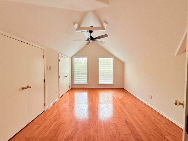 Building Photo - 5615 Shoal Creek Blvd