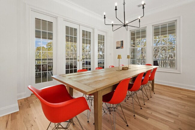 Building Photo - 3167 Luvan Blvd