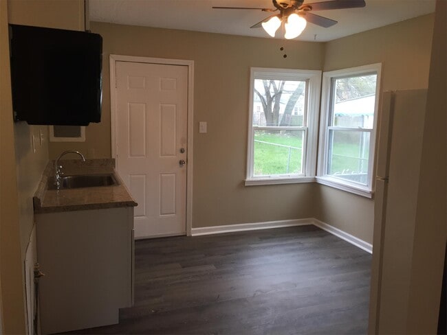 Building Photo - 21576 Audrey Ave