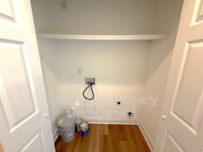 Building Photo - 1112 Pegram St